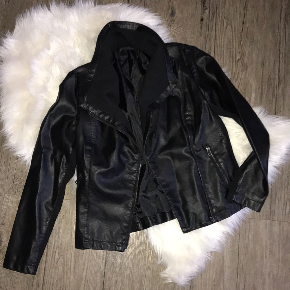 Katherine Barclay faux leather jacket/blazer